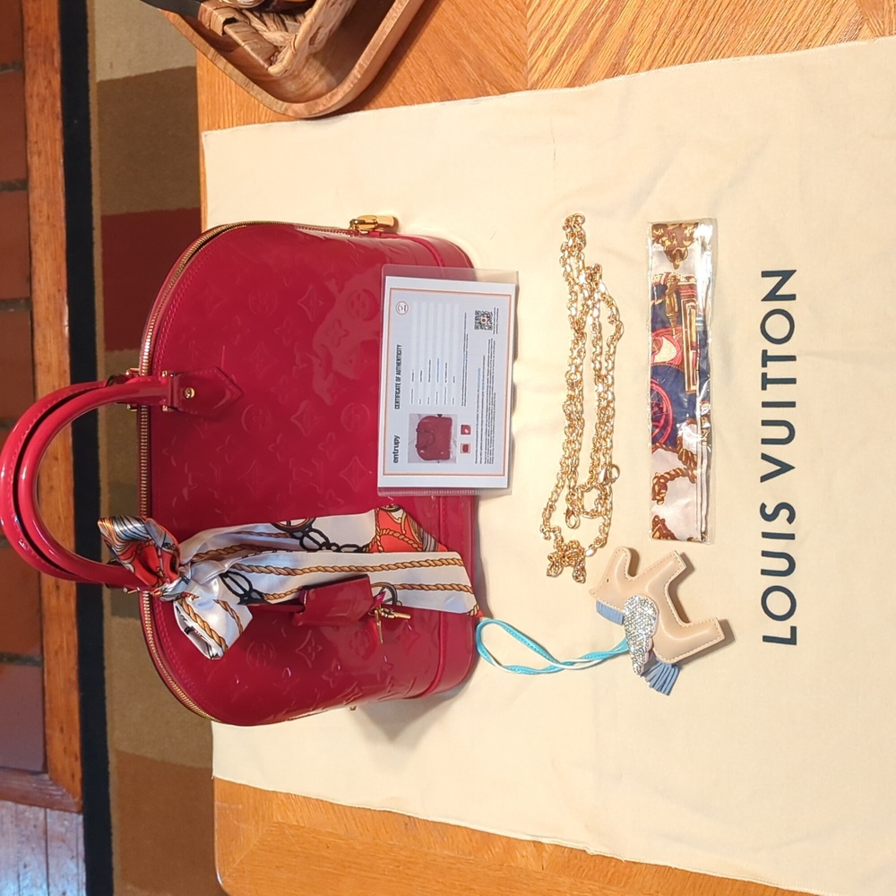 Louis Vuitton Vernis Indian Rose Patent Leather Monogrammed ALMA PM with COA